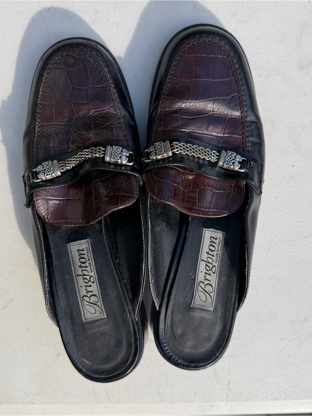 Brighton Leather Two Tone Leather Slides size 9.5